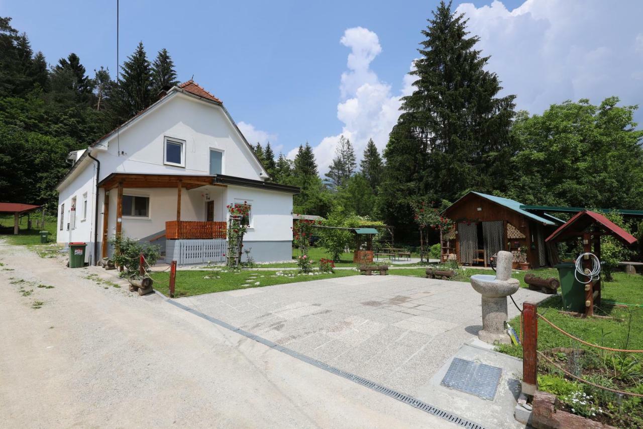 Adventure Cottage With Pool And Big Garden Bled Exterior foto